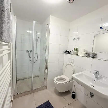 Modernes Haus Direkt Am Rhein Apartamento *