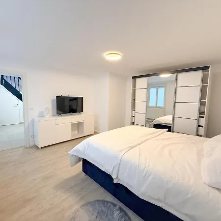 Apartamento Modernes Haus Direkt Am Rhein *