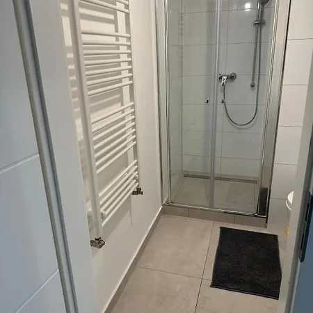 Modernes Haus Direkt Am Rhein